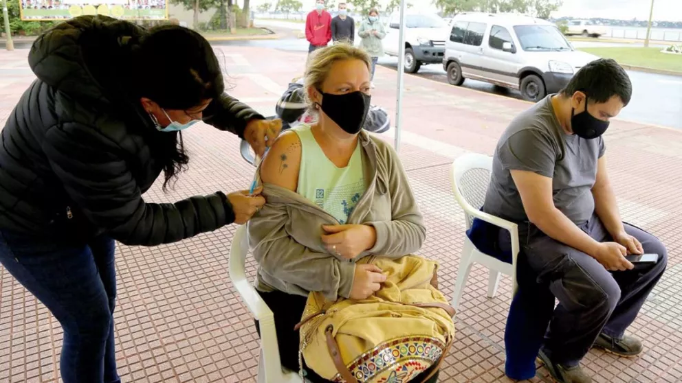 Misiones aplicó más de 600 mil dosis y espera vacunar a los adolescentes