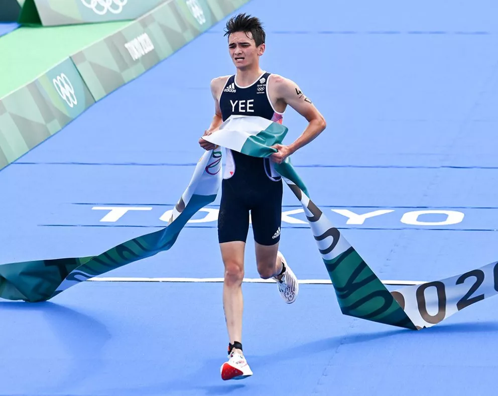 JJ.OO: Gran Bretaña ganó el oro en el debut olímpico del triatlón mixto