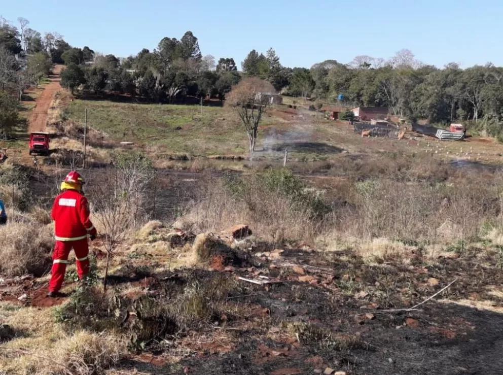 Vialey sobre incendios forestales: “La situación es crítica, el gobernador nos pidió ser muy severos con las multas"