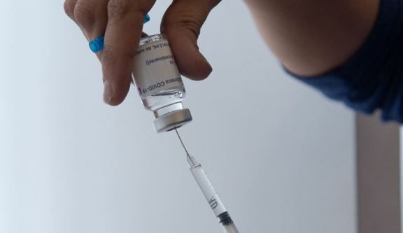 Según disponibilidad de dosis, desde el jueves se comenzará con la inmunización desde los 50 años