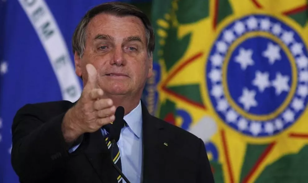 Bolsonaro llamó a la población a comprar fusiles