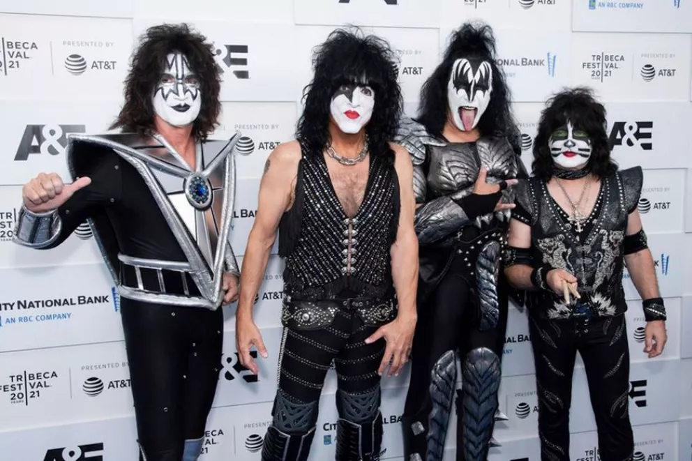 Kiss suspendió la gira prevista por un caso positivo de Covid