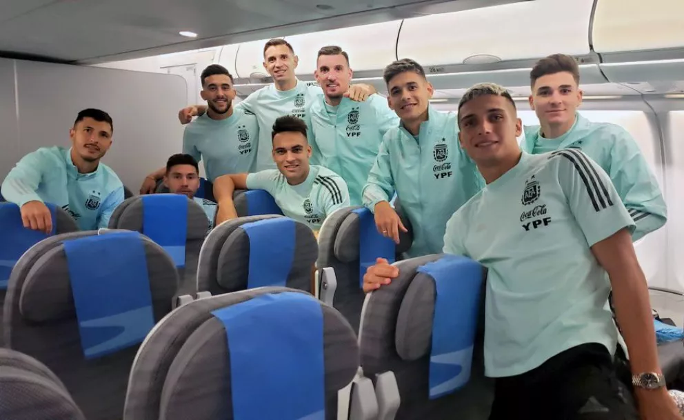 La Selección Argentina volvió al país tras el escándalo en Brasil