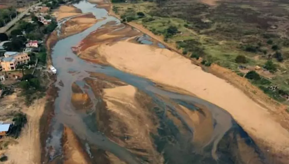 Creció el río Paraná, pero con una perspectiva "netamente desfavorable" para octubre