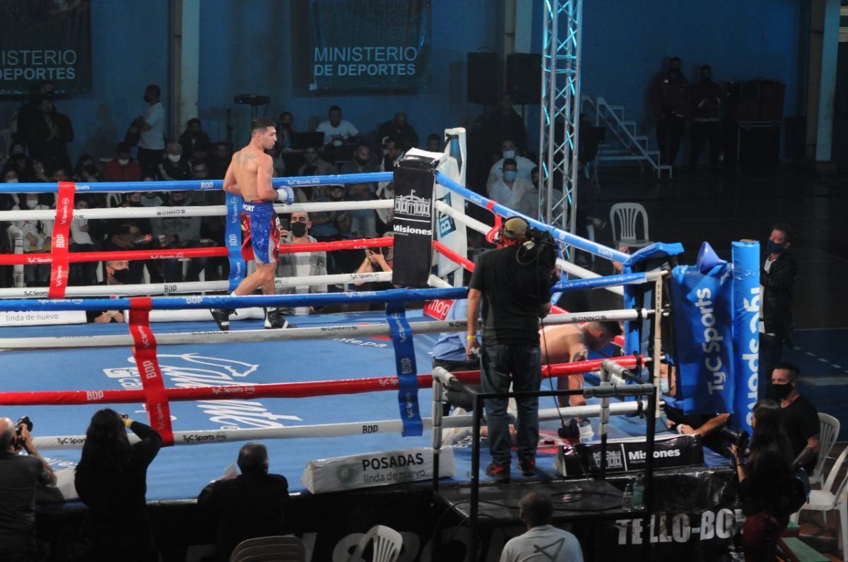 El "Cuervo" Silva le ganó a Sommariva y retuvo el título argentino superwelter