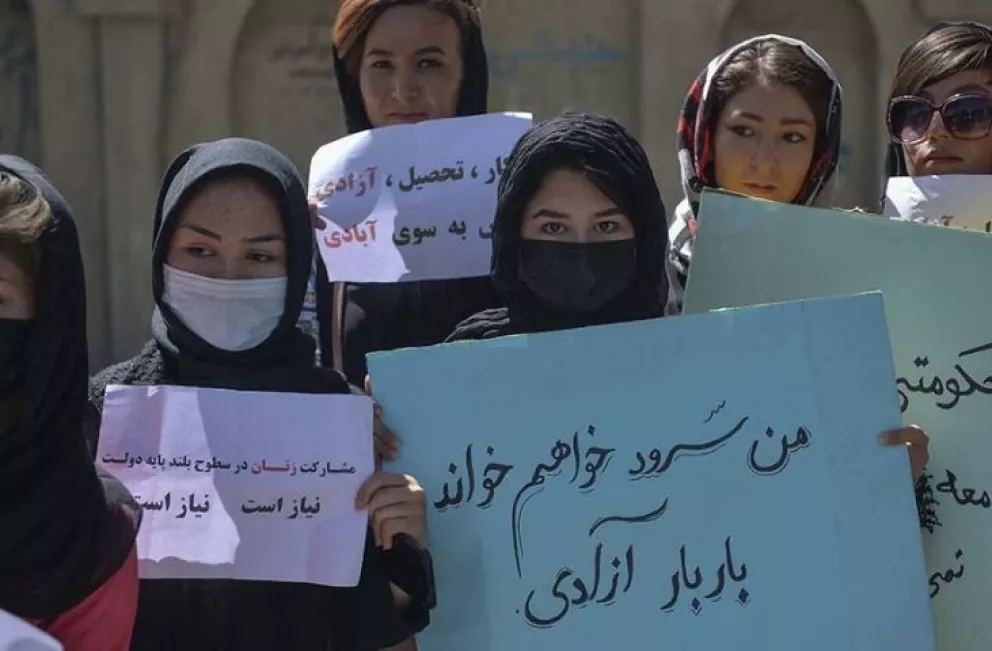 Los talibanes reemplazaron al Ministerio de la Mujer por el de Prevención del Vicio