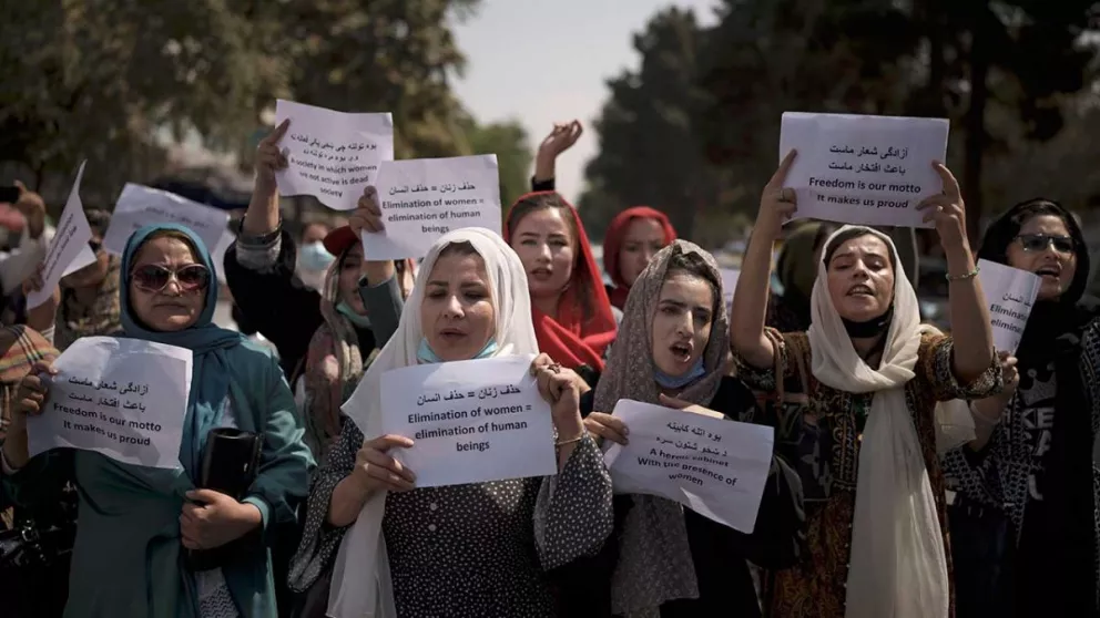 Afganistán: mujeres volvieron a protestar contra talibanes