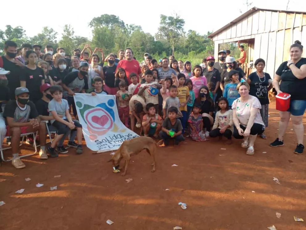 Jornada solidaria en la aldea mbya Alecrín