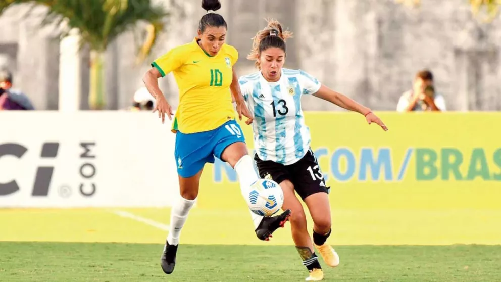 El seleccionado femenino no pudo otra vez con la contundencia brasileña