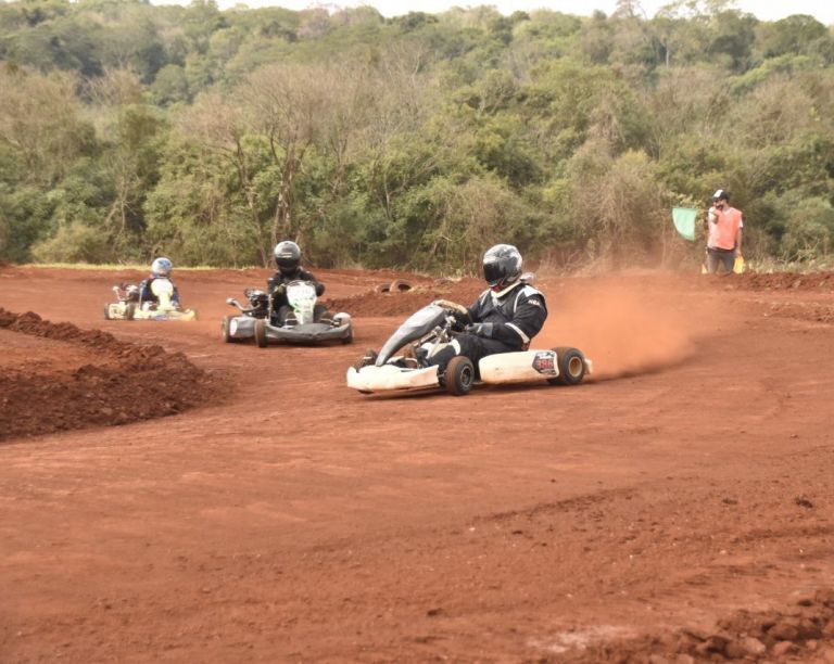 Jardín América: this Sunday fourth date of the karting championship