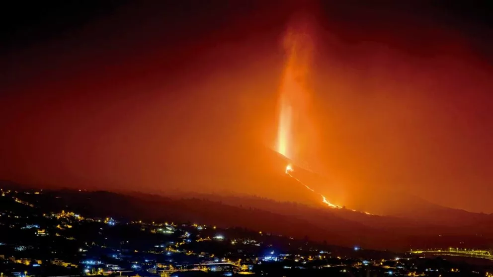 El volcán de La Palma volvió a rugir