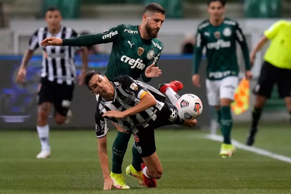 Atlético Mineiro y Palmeiras definen al primer finalista de la Copa Libertadores