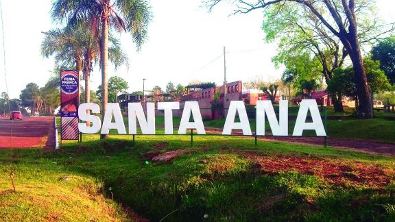 Posiciones encontradas entre concejales de Santa Ana.  Foto: María Rosa Fernández