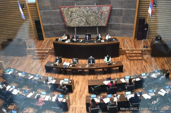 Los diputados provinciales retornaron a la presencialidad para tratar 7 nuevas leyes