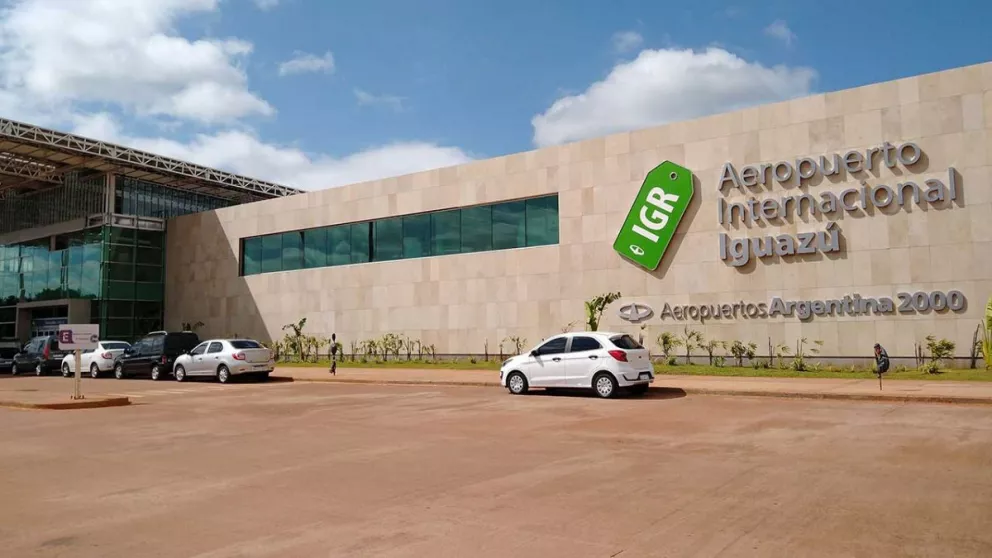 El aeropuerto de Iguazú se sumó a los pasos seguros que  autorizó la Nación