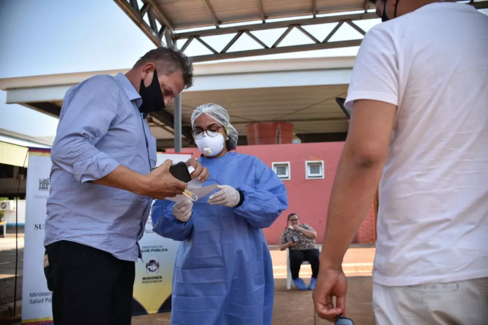 El test de antígenos será gratuito para brasileños y residentes de Foz de Iguazú