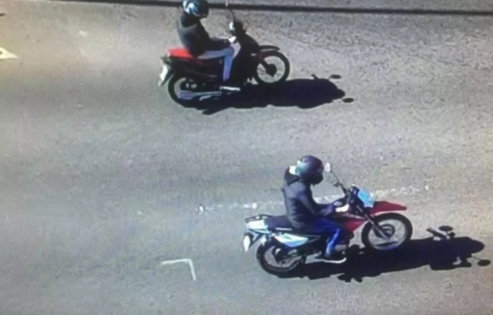 Lo captaron robando dos motos y terminó tras las rejas