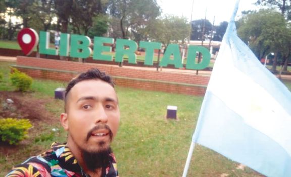 De Salta a Puerto Iguazú, una aventura a pie De Salta a Puerto Iguazú, una aventura a pie
