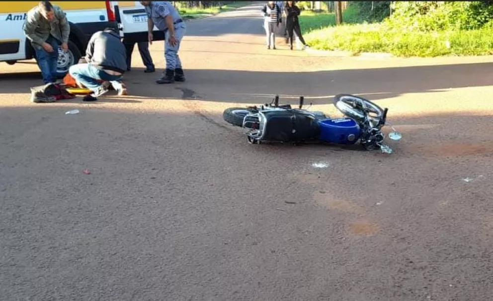 Un motociclista herido tras impacto contra una camioneta en Candelaria
