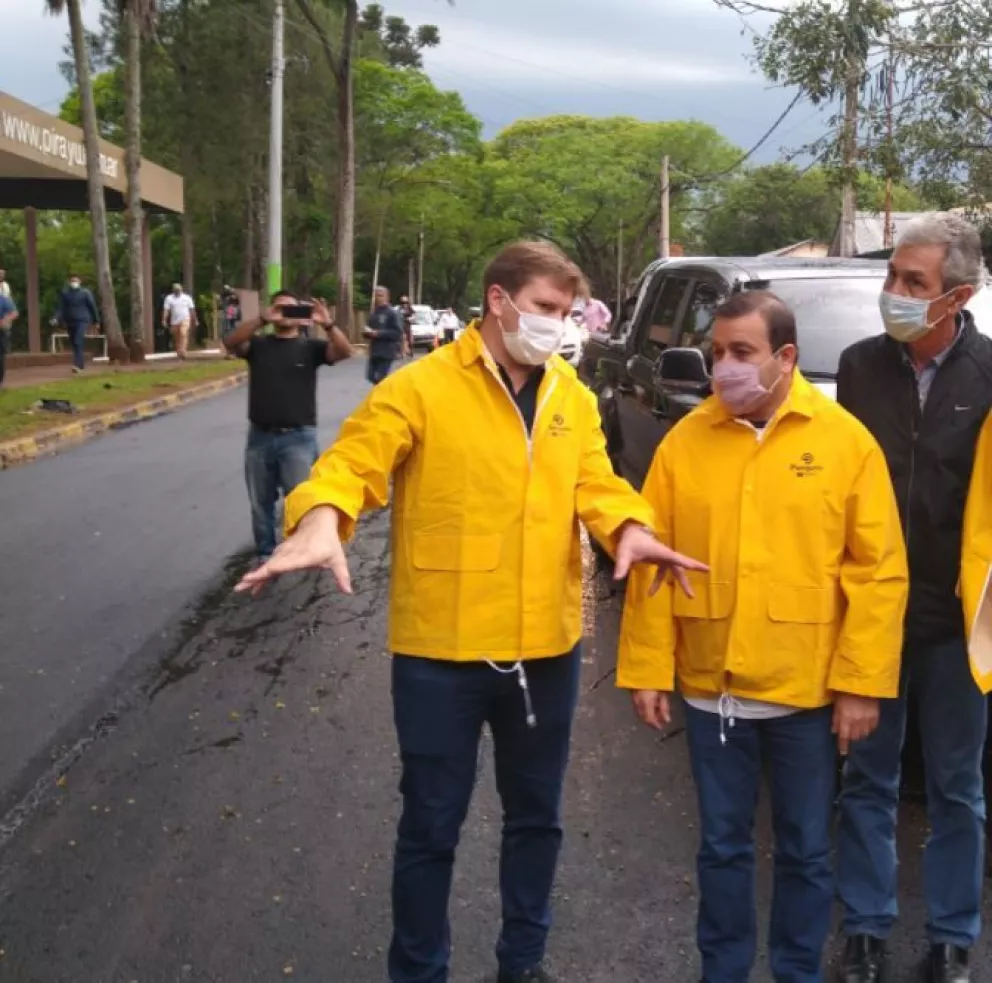 El gobernador coordina un trabajo de urbanización para Iguazú
