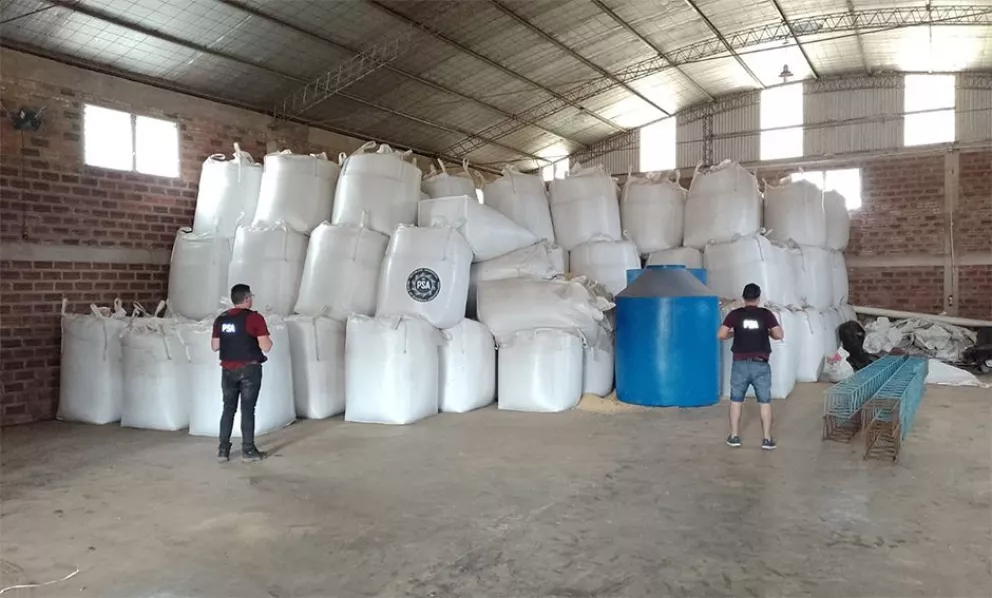 Más de 17 millones de pesos y 316 mil kilos de granos, el saldo de la redada