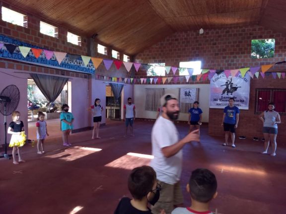 Payero Zaragoza brindará talleres de formación profesional de danzas en Puerto Esperanza