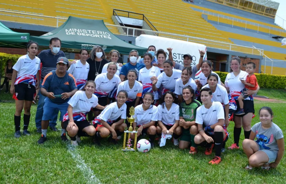 Posadas ganó la Copa de Oro en el Torneo Integración de Fútbol Femenino ...