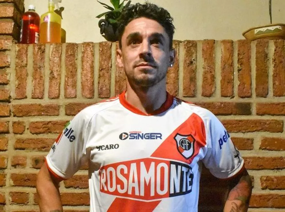 Guaraní anunció la vuelta de Cristian Barinaga 