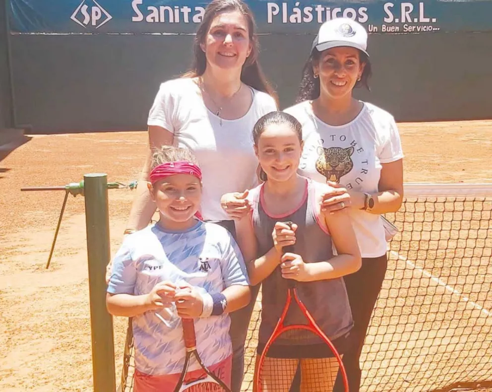 Tenis: los menores disfrutaron en el Itapúa