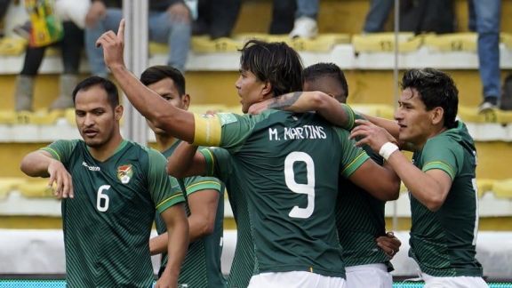Bolivia goleó a Uruguay y se ilusiona con la clasificación al Mundial