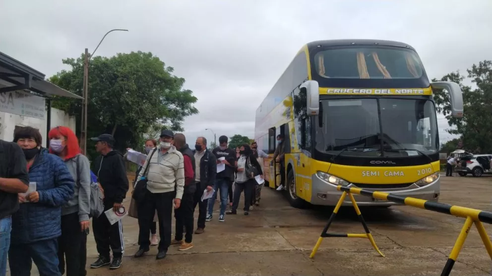 Regresó el transporte internacional de pasajeros con el primer servicio de Buenos Aires a Asunción