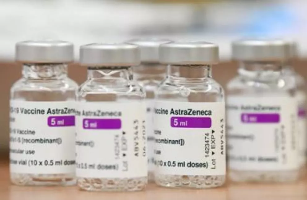 Argentina dona a Granada una partida de 11 mil dosis de vacunas Astrazeneca
