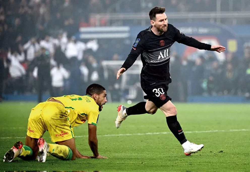 Messi rompió el maleficio en la Liga de Francia