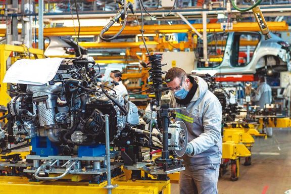 Durante septiembre, la economía creció por cuarto mes consecutivo Durante septiembre, la economía creció por cuarto mes consecutivo