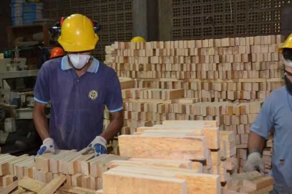 Desde Faima aseguraron que cayeron las ventas de madera en el país