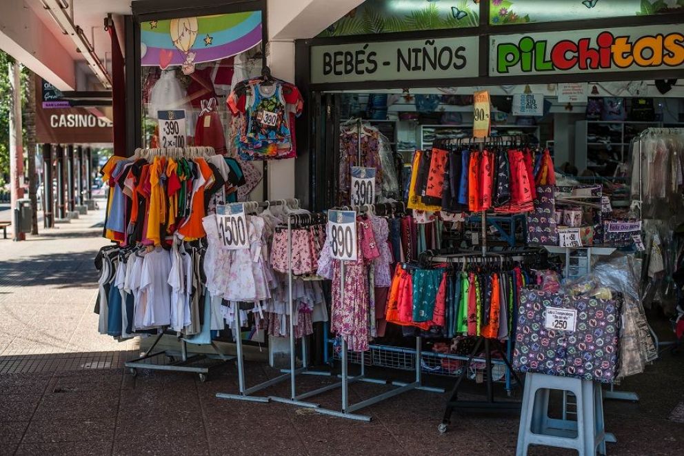 Ropa y calzado de verano, con precios y consumo en alza 