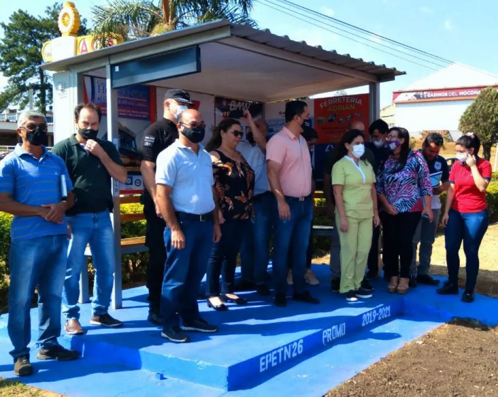 Inauguran en Irigoyen la segunda parada de colectivos autosustentable