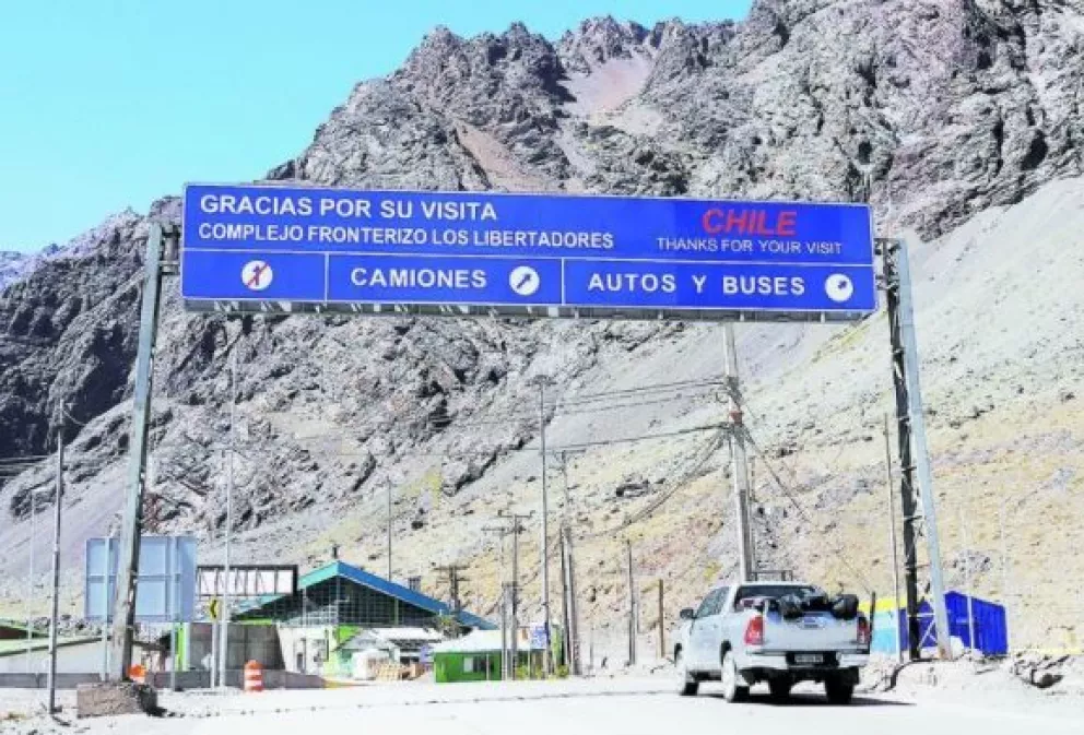 Chile postergó la reapertura de cuatro pasos fronterizos con Argentina
