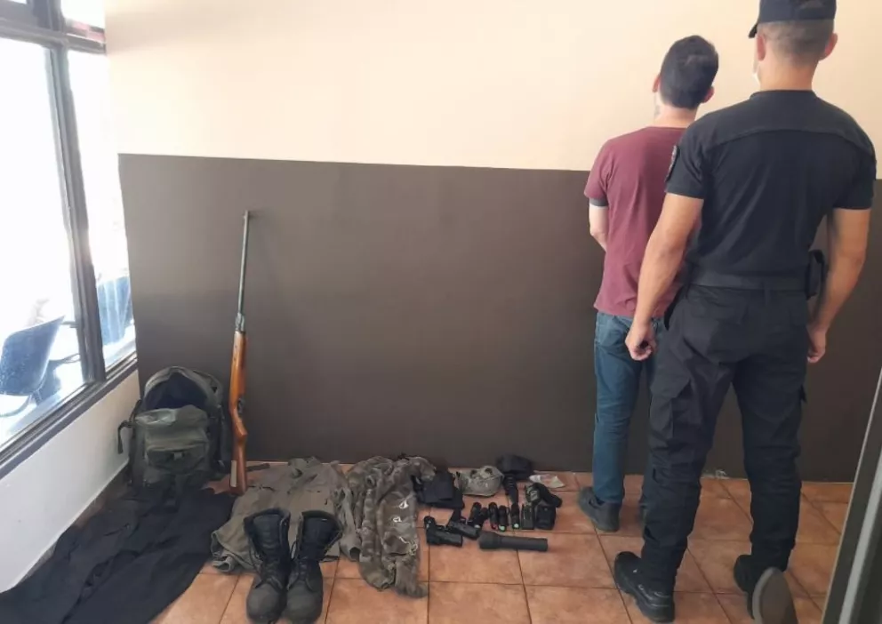 Dos detenidos tras el allanamiento de una vivienda en pleno centro de Posadas