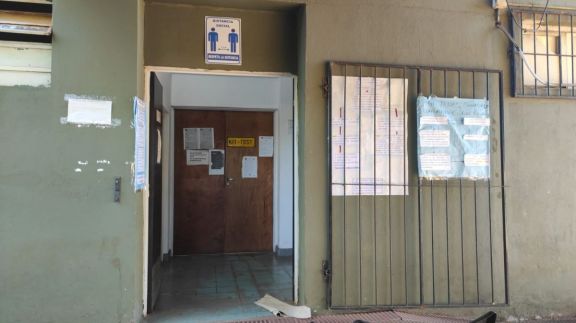 En Santo Tomé, con más de 700 activos de Covid-19, se empezó a diagnosticar por “criterio médico”