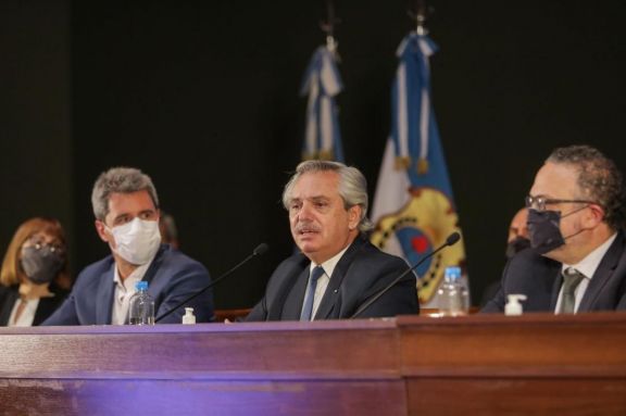 Fernández: "Que Argentina tenga energía renovable hecha en Argentina y por argentinos, es soberanía"