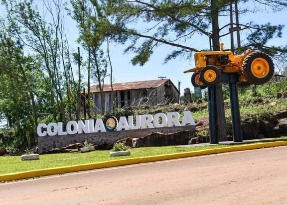 Colonia Aurora gestiona trámites de radicación para residentes extranjeros del municipio