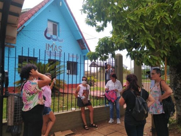 Vecinos se manifestaron exigiendo la normalización del servicio de agua potable en barrios de Iguazú