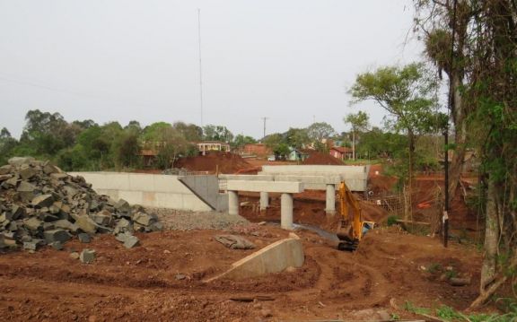 La continuidad de la obra del viaducto para tránsito pesado, prioridad en Andresito 