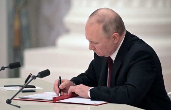 Putin reconoció la independencia de ciudades separatistas de Ucrania y aumentó la tensión en Europa