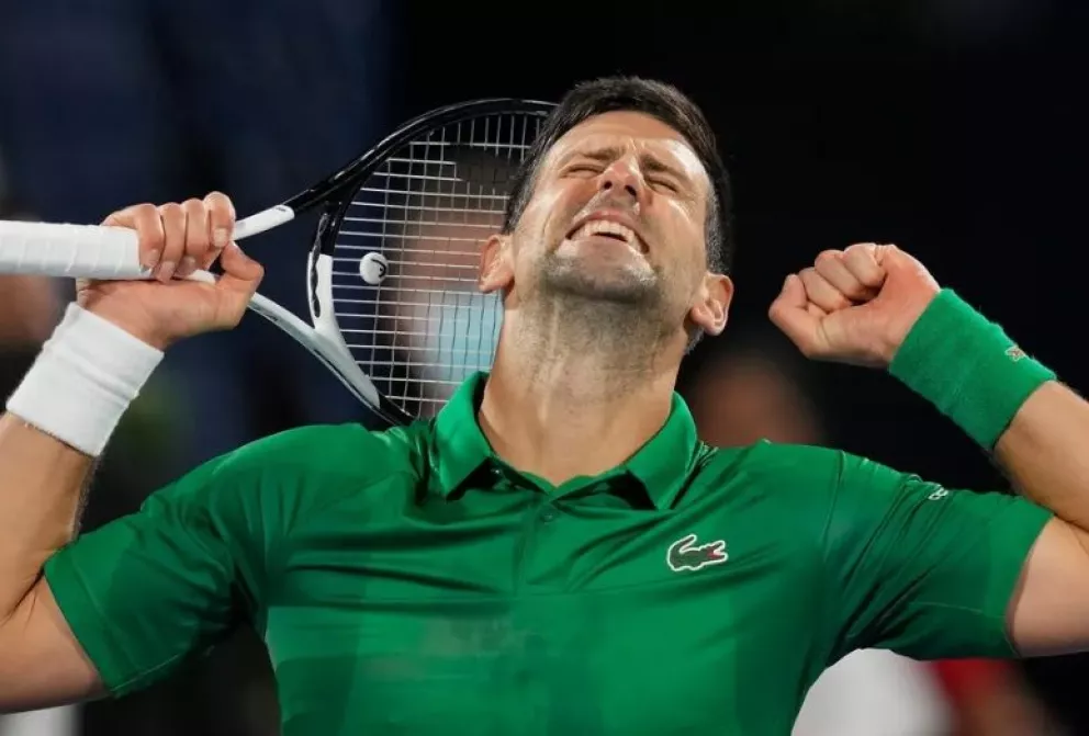 Novak Djokovic festejó en su regreso al circuito: venció a Musetti en Dubai