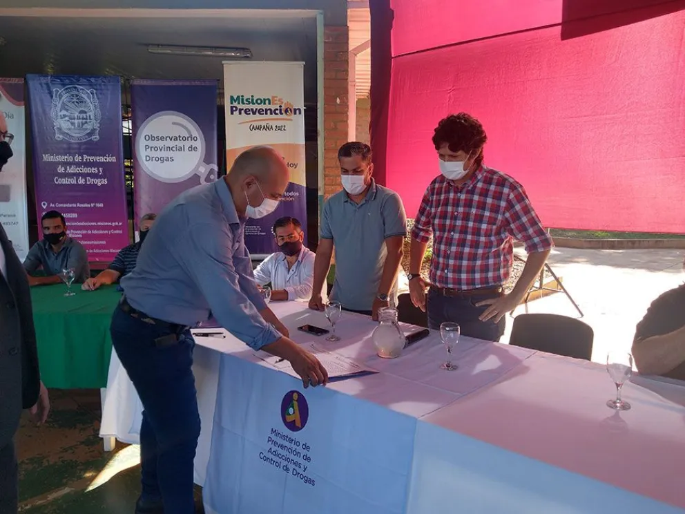 Iguazú: marihuana y alcohol encabezan el consumo problemático en chicos Iguazú: marihuana y alcohol encabezan el consumo problemático en chicos