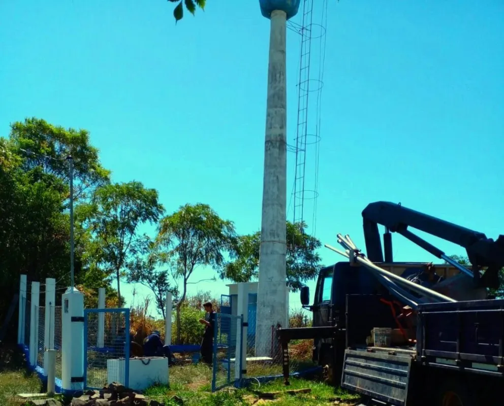 Vecinos de Laguna Azul y otros parajes de Irigoyen reclaman terminación de obras hídricas
