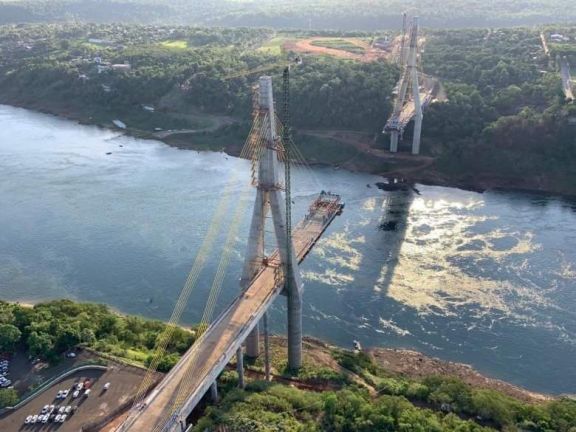 Obras del Puente de Integración Brasil-Paraguay alcanzan casi el 80% de avance