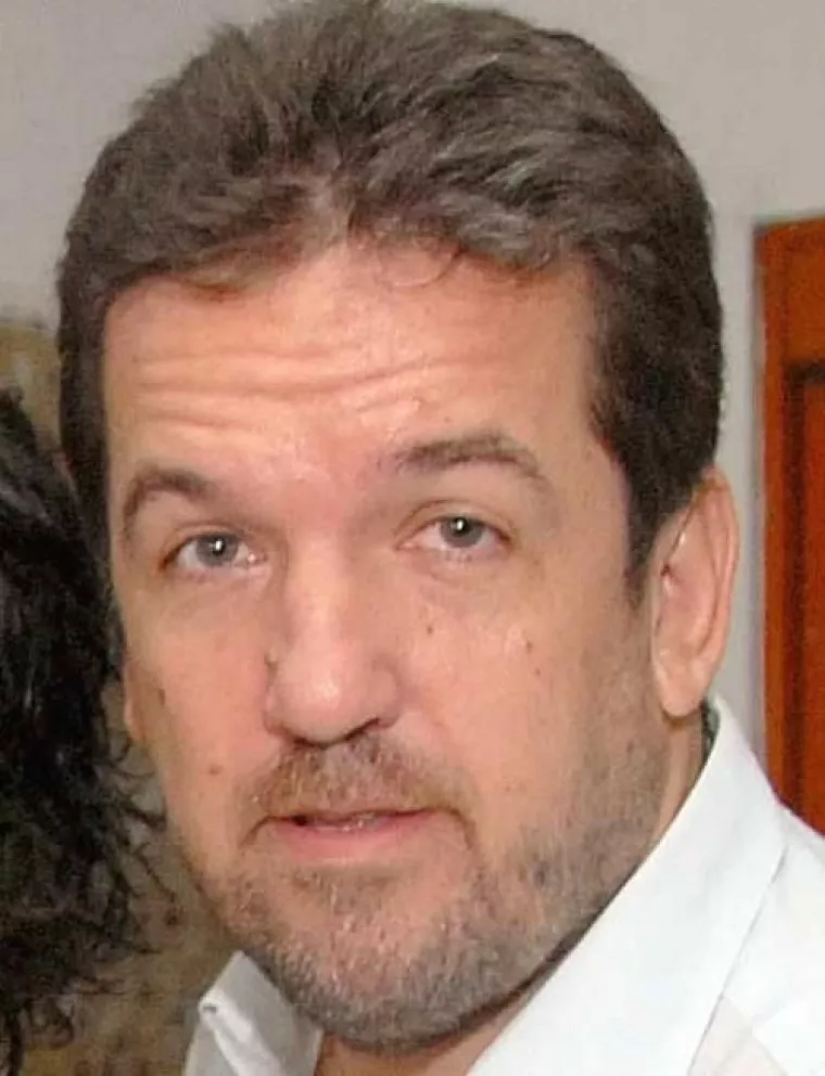 Luis Viana.